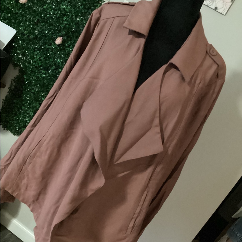 Pink light weight jacket - Picture 2 of 6